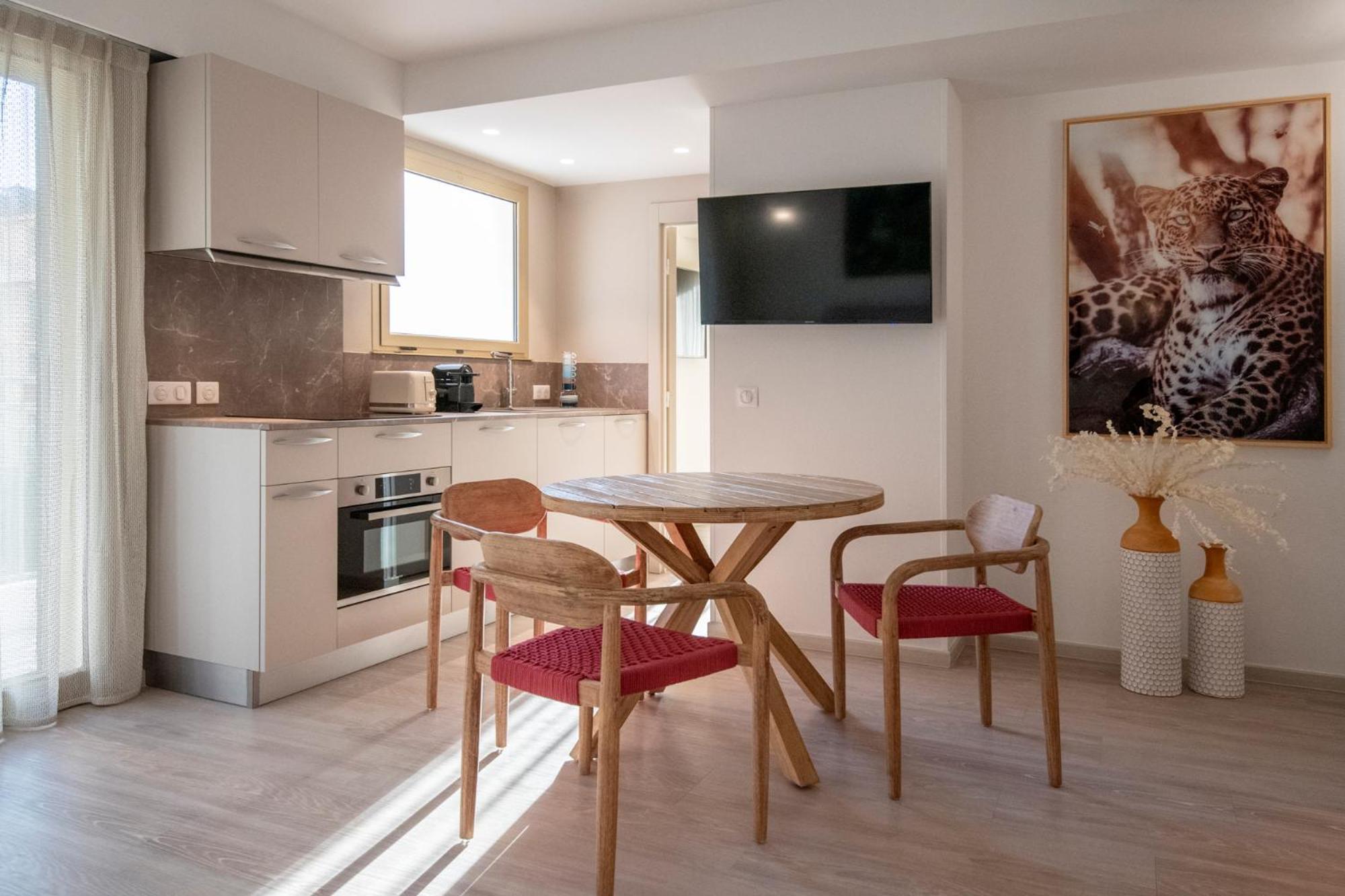 Residence Hoteliere Chambord Au Coeur De Menton - Entierement Renovee Экстерьер фото
